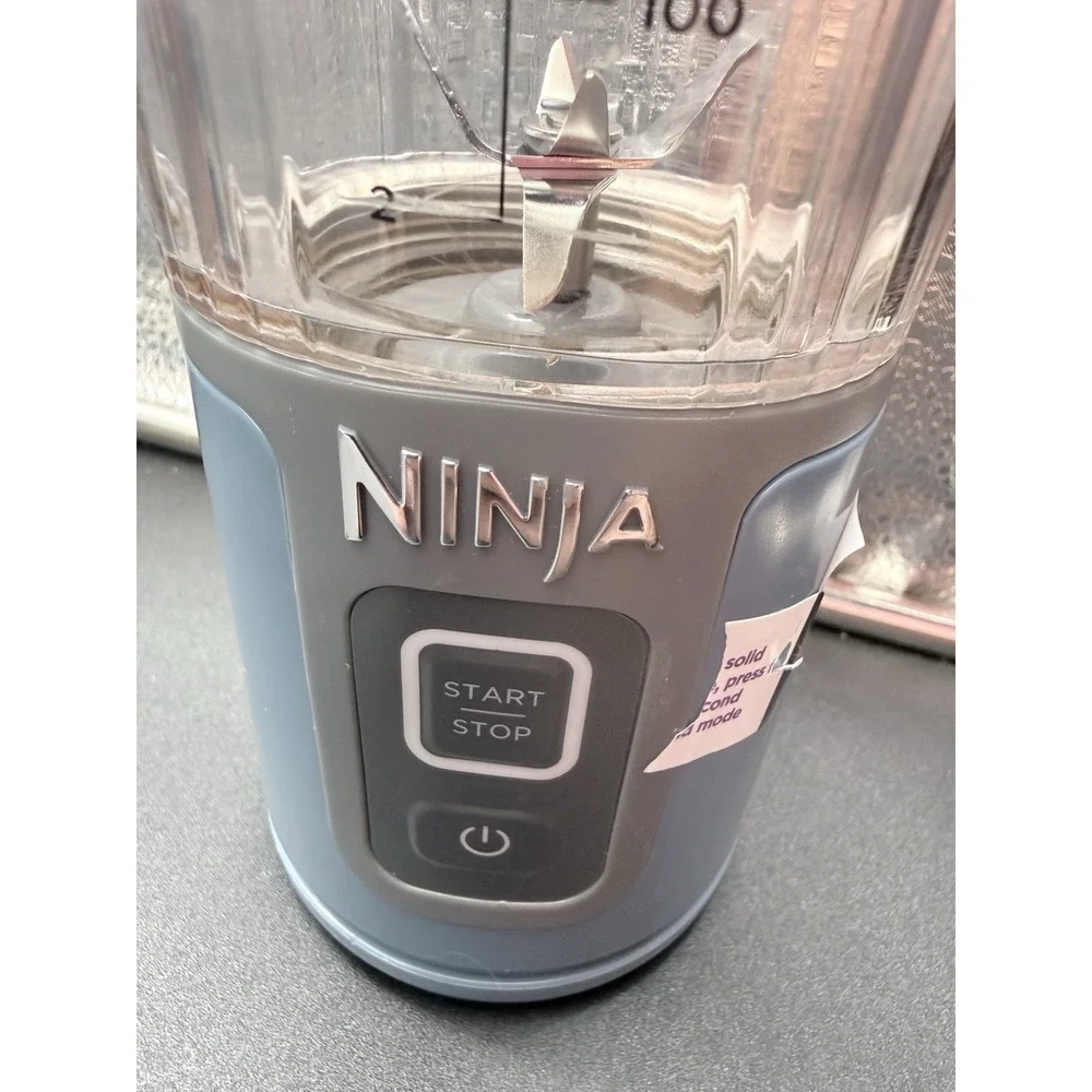 Ninja Blast 18 Oz Cordless Portable Blender BC100NV